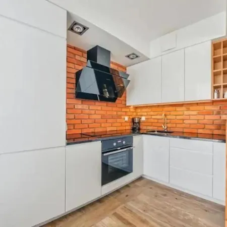 - One Bedroom With Balcony - Center - Sb12 *