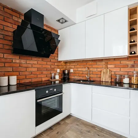 Lägenhet - One Bedroom With Balcony - Center - Sb12 *