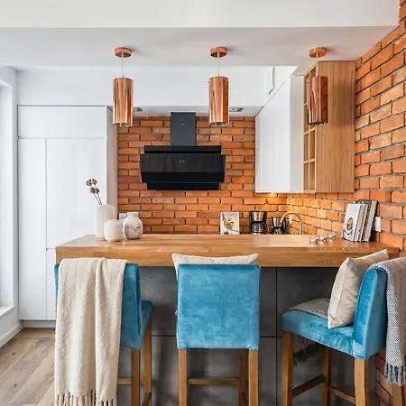 - One Bedroom With Balcony - Center - Sb12