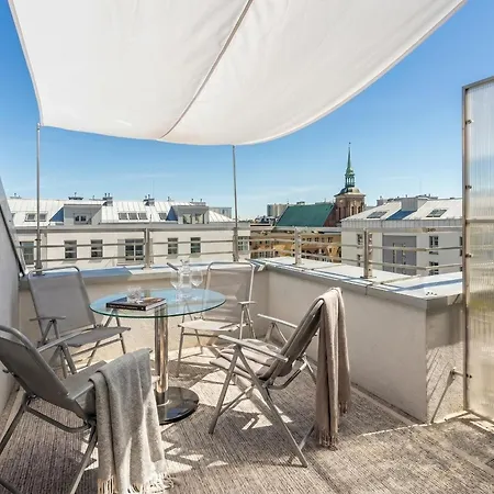 - One Bedroom With Balcony - Center - Sb12 Lägenhet